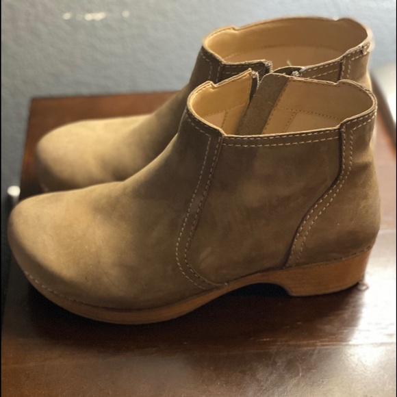 Dansko | Shoes | Dansko Taupe Barbara 